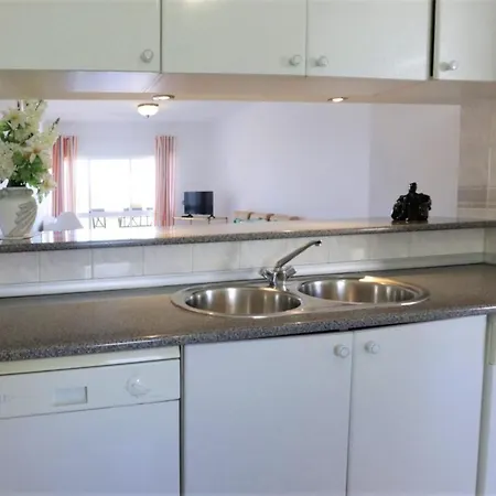 Lägenhet Apartamento Palmeira A1a - 600m From The Beach - Free Wifi - By Bedzy *